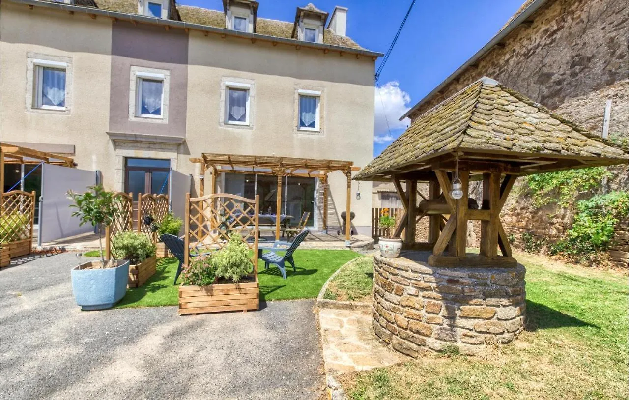 Beautiful Home In Baraqueville With Wifi France
